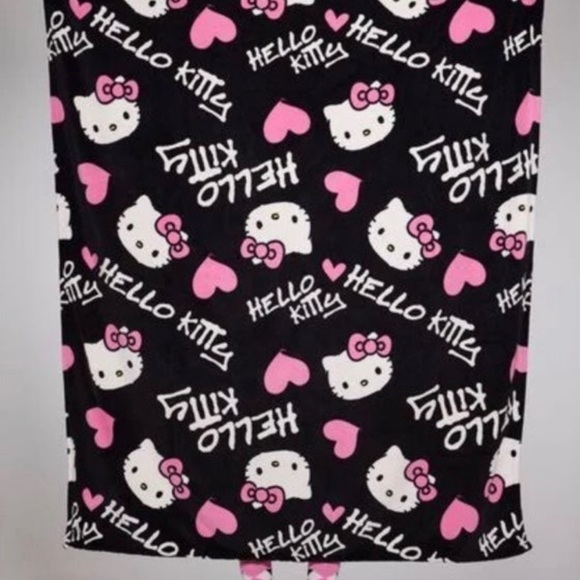 Forever 21 x Hello Kitty Print Black Throw-  50" W x 60" H - Picture 3 of 3